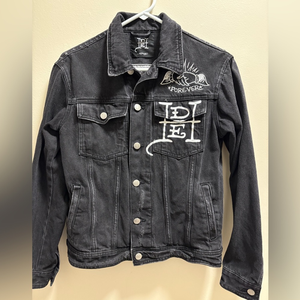 Ed Hardy Men’s Black Denim Trucker Jacket, Lover Boy size xs - Picture 2 of 9